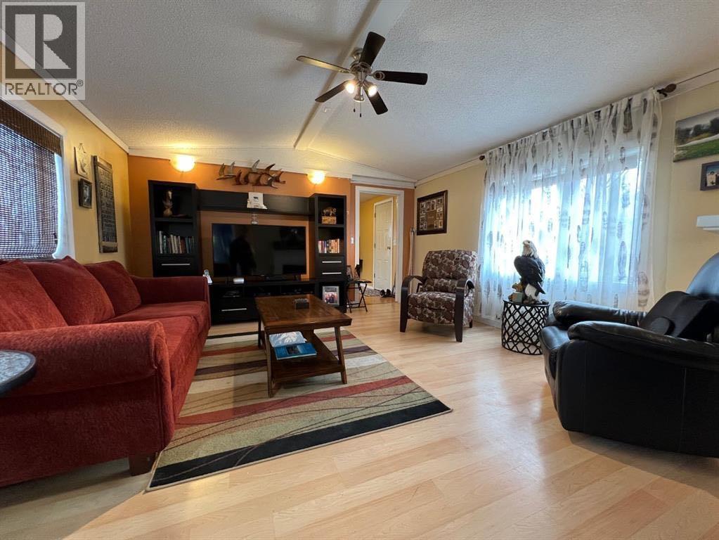 Photo 6 of 9920 97 Street, Wembley AB