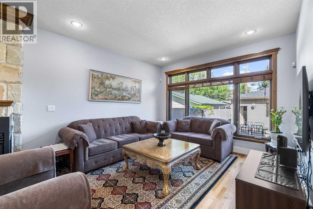 Photo 19 of 120 7 Avenue Ne, Calgary AB