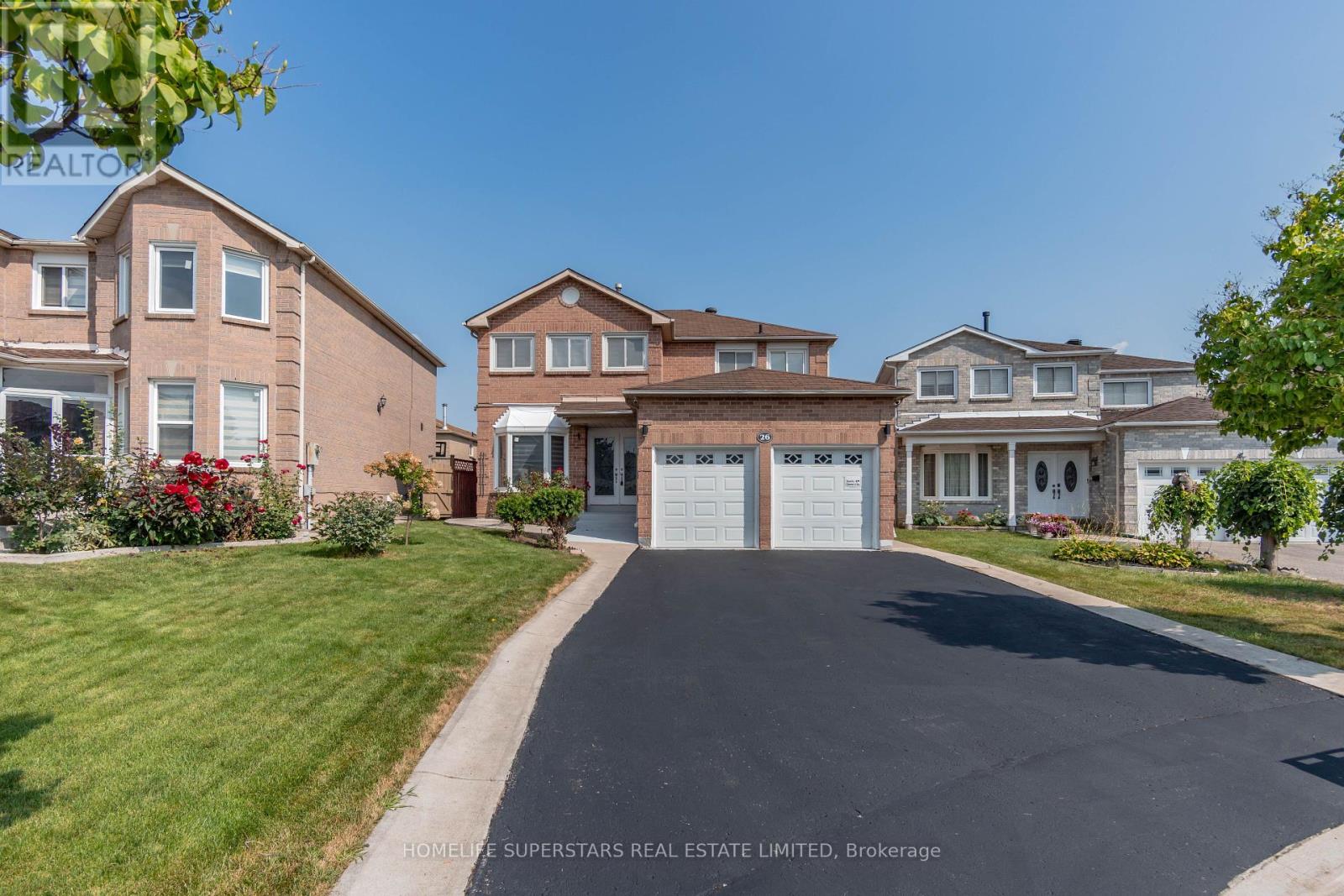 Photo 1 of 26 Songsparrow Drive, Brampton ON