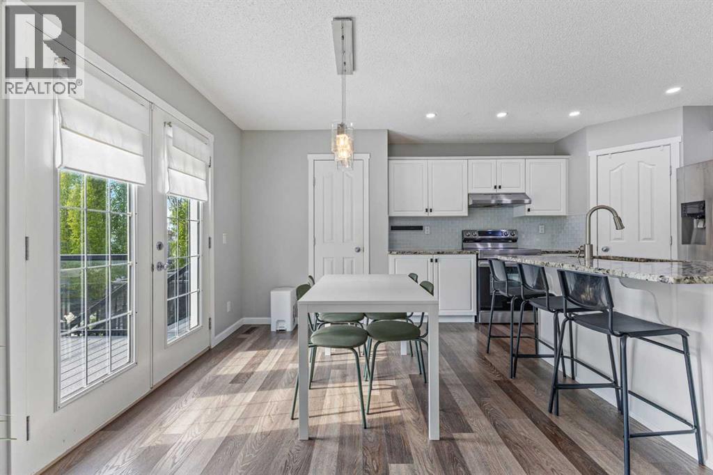 Photo 12 of 30 Spring Mews Sw, Calgary AB