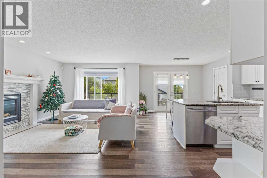 Photo 5 of 30 Spring Mews Sw, Calgary AB