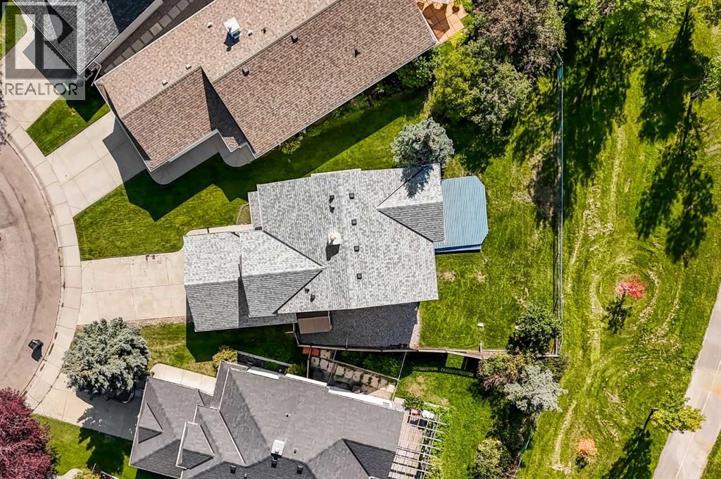 Single Family House for Sale in  Somerglen Park SW Somerset Calgary 