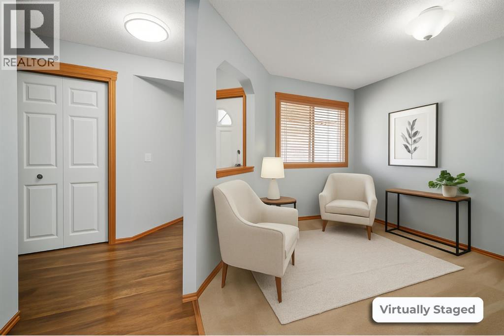 Single Family House for Sale in  Somerglen Park SW Somerset Calgary 