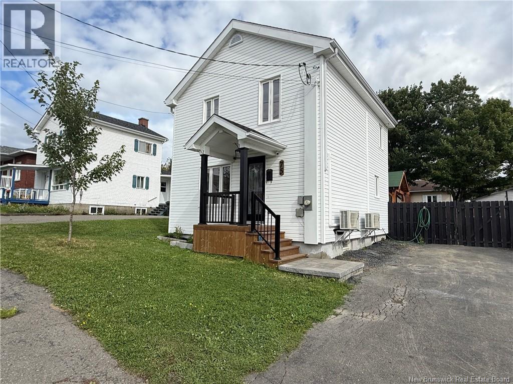 Photo 20 of 75 35th Avenue, Edmundston NB