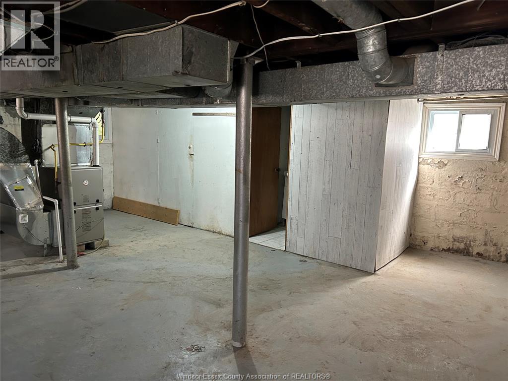 Photo 16 of 442 Erie Street West, Windsor ON