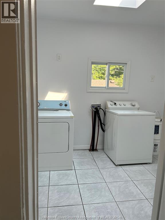 Photo 8 of 442 Erie Street West, Windsor ON