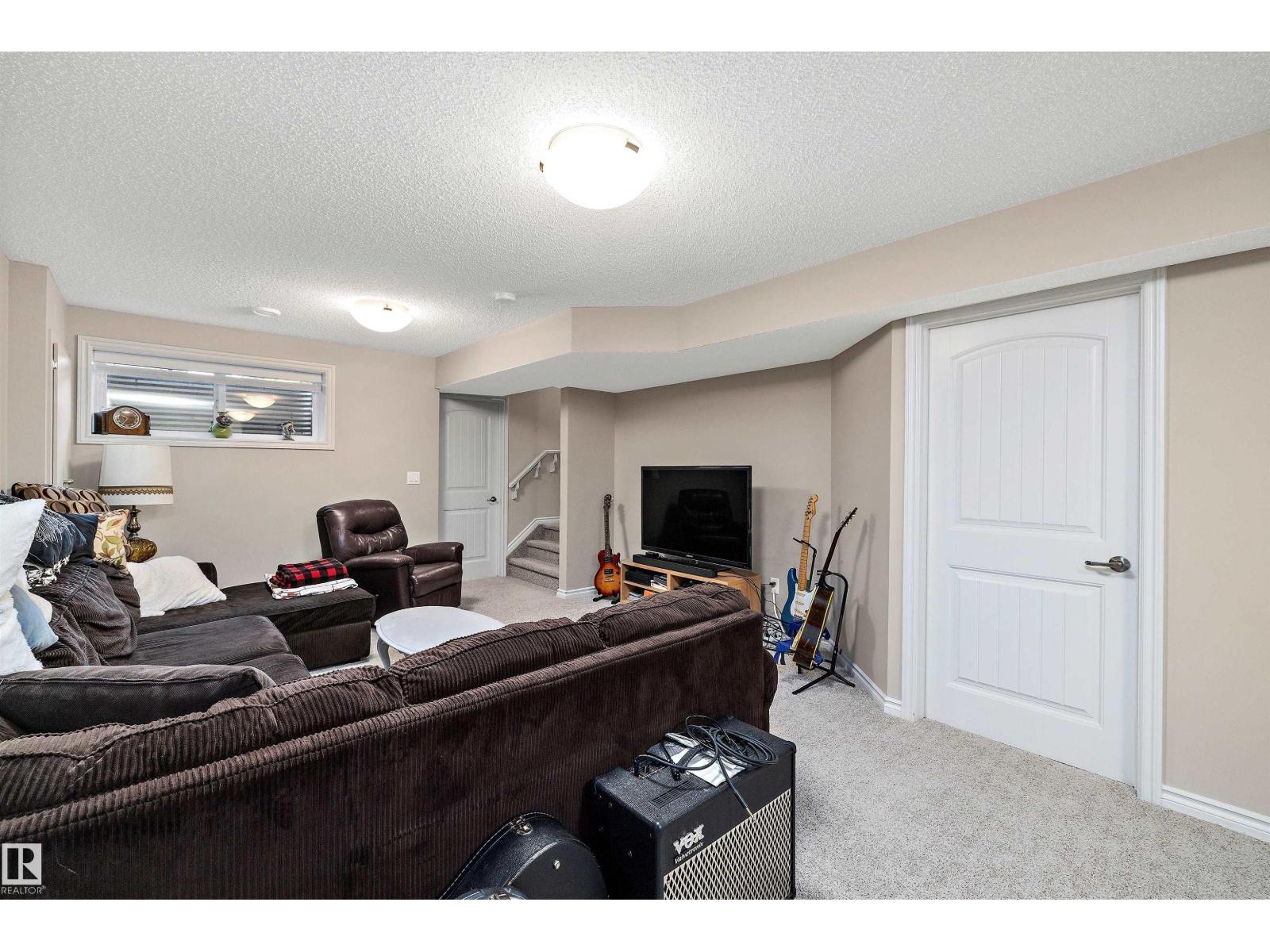 Photo 28 of 20112 27 Av Nw, Edmonton AB