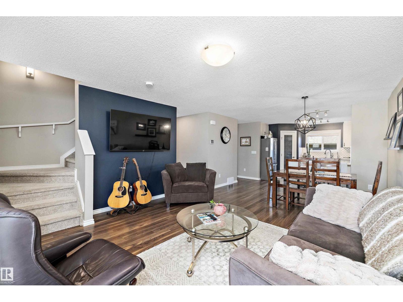 Photo 7 of 20112 27 Av Nw, Edmonton AB