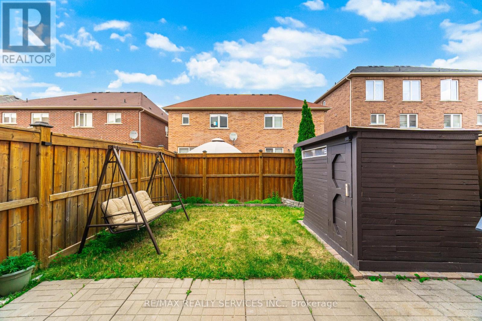 Photo 44 of 162 Sussexvale Drive, Brampton ON