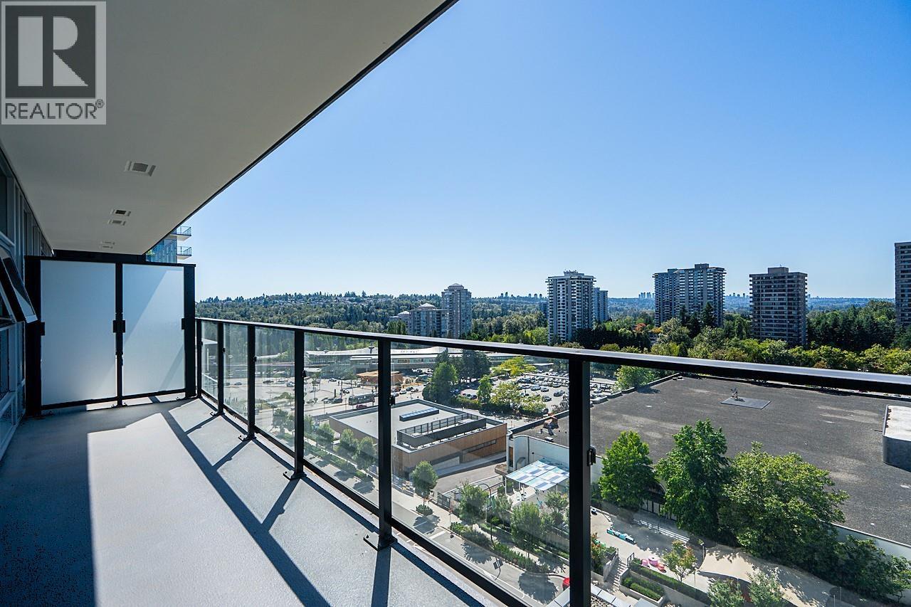 Photo 13 of 708 3809 Evergreen Place, Burnaby BC