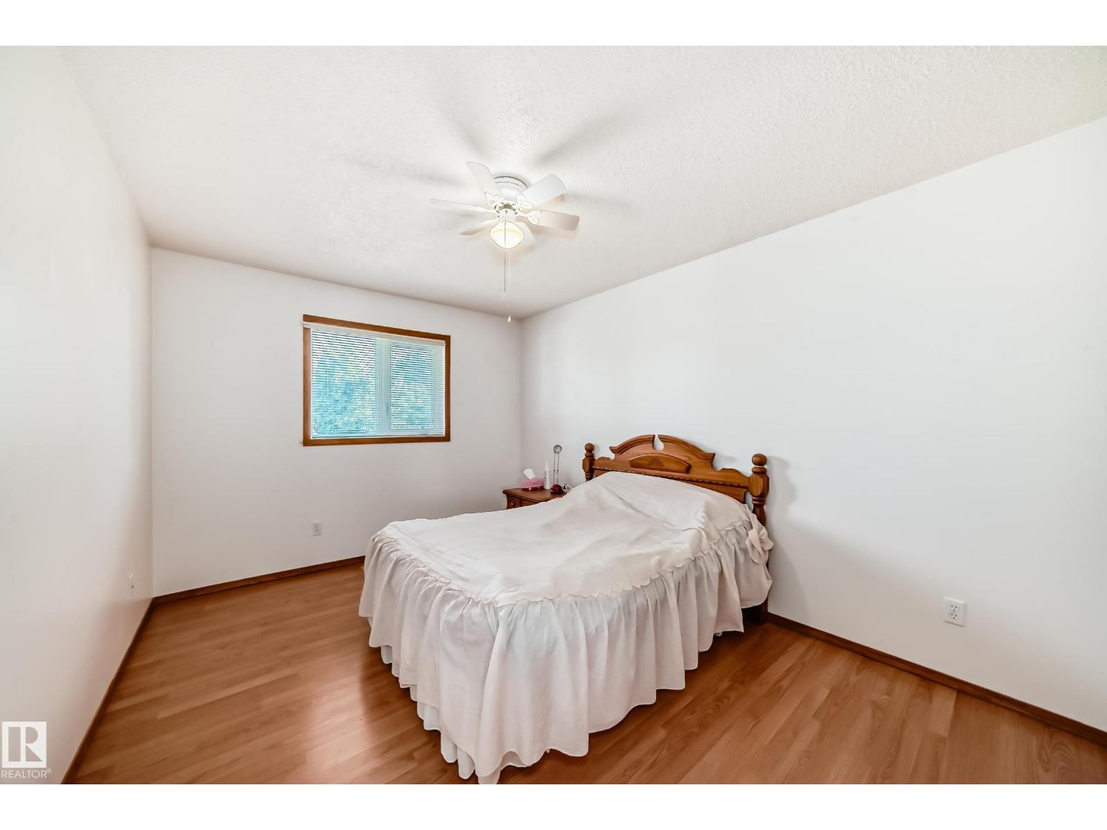 Photo 33 of 1122 Wedgewood Bv Nw, Edmonton AB