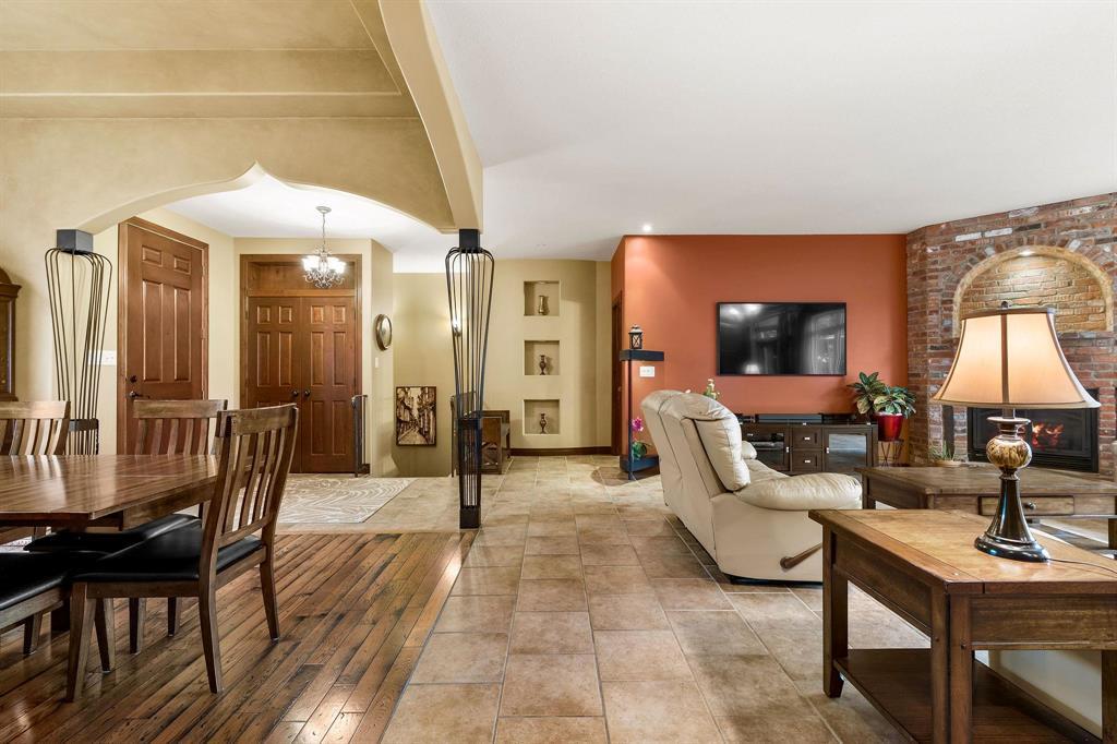 Photo 11 of 134 Granite Park Boulevard, Steinbach MB