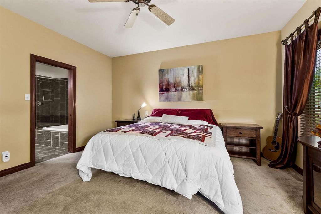Photo 24 of 134 Granite Park Boulevard, Steinbach MB