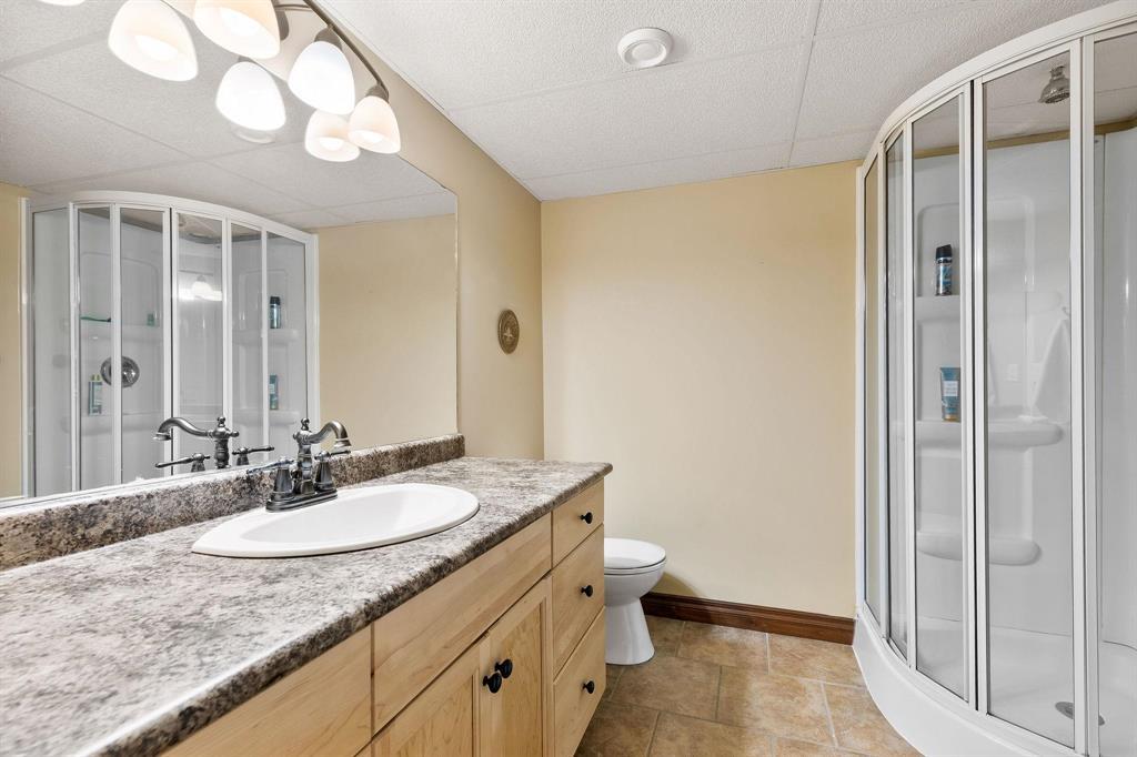 Photo 35 of 134 Granite Park Boulevard, Steinbach MB
