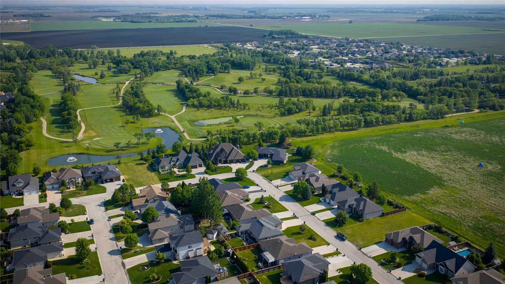 Photo 40 of 134 Granite Park Boulevard, Steinbach MB