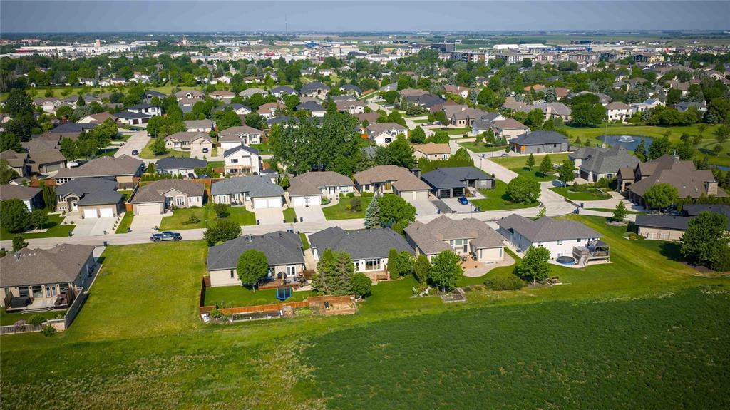 Photo 41 of 134 Granite Park Boulevard, Steinbach MB