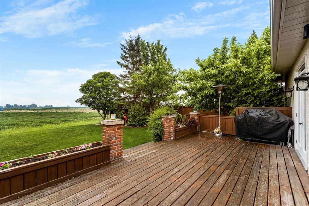 Photo 7 of 134 Granite Park Boulevard, Steinbach MB