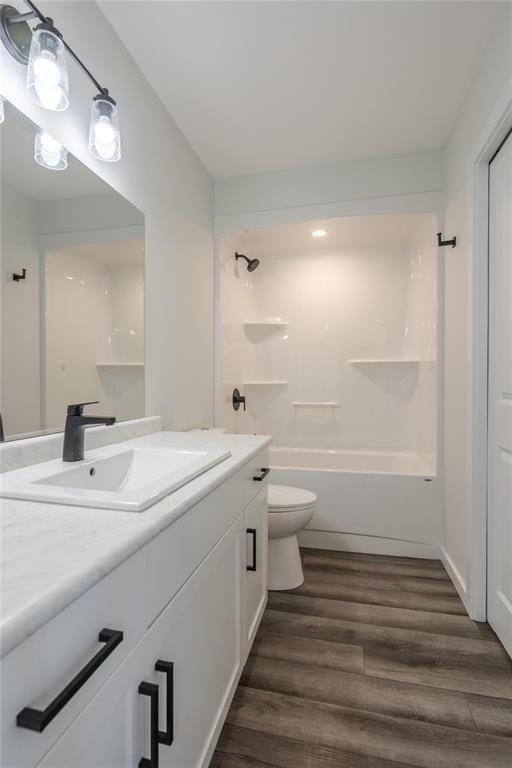 Photo 16 of 294 Normandeau Avenue, Ste Anne MB