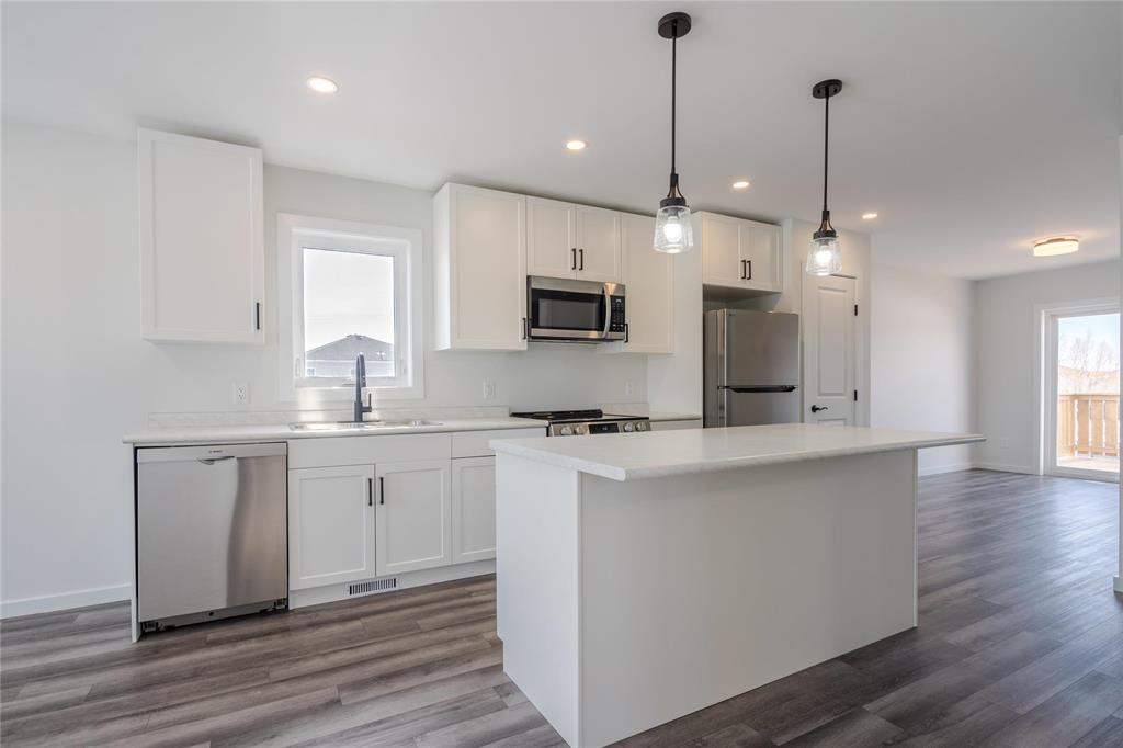 Photo 7 of 294 Normandeau Avenue, Ste Anne MB