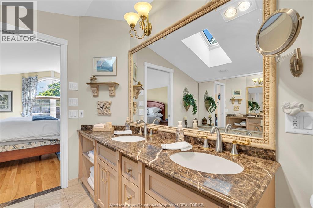 Photo 17 of 4159 Roseland Drive, Windsor ON