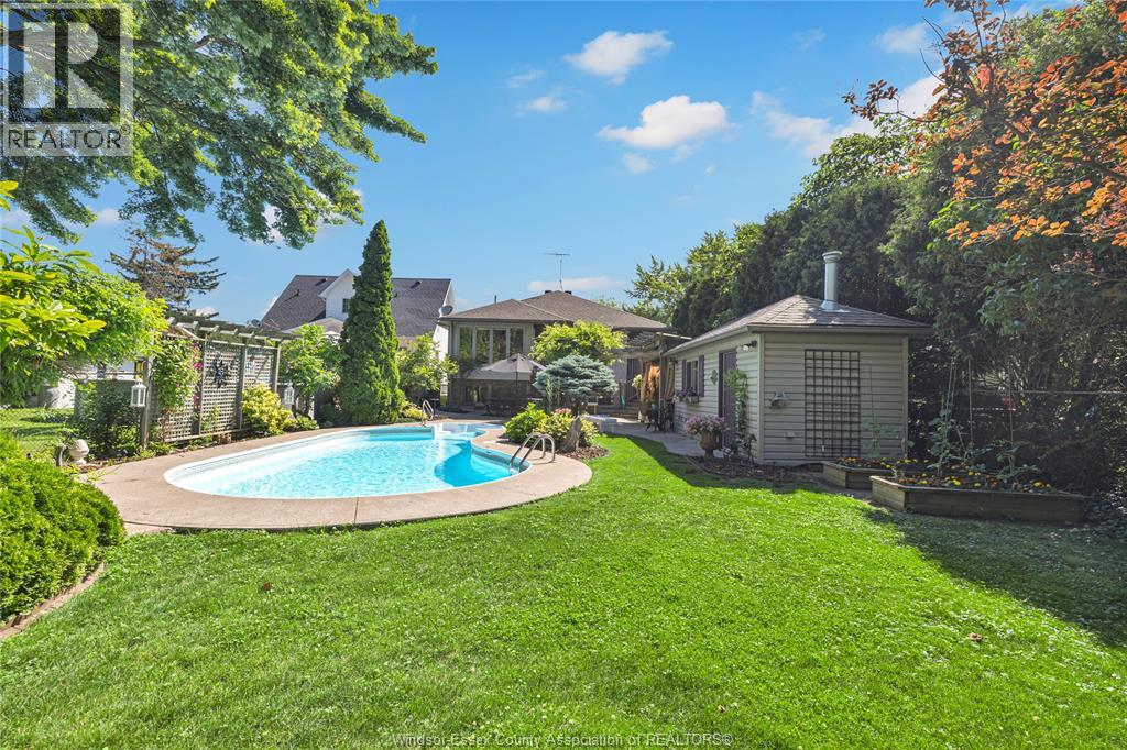 Photo 23 of 4159 Roseland Drive, Windsor ON