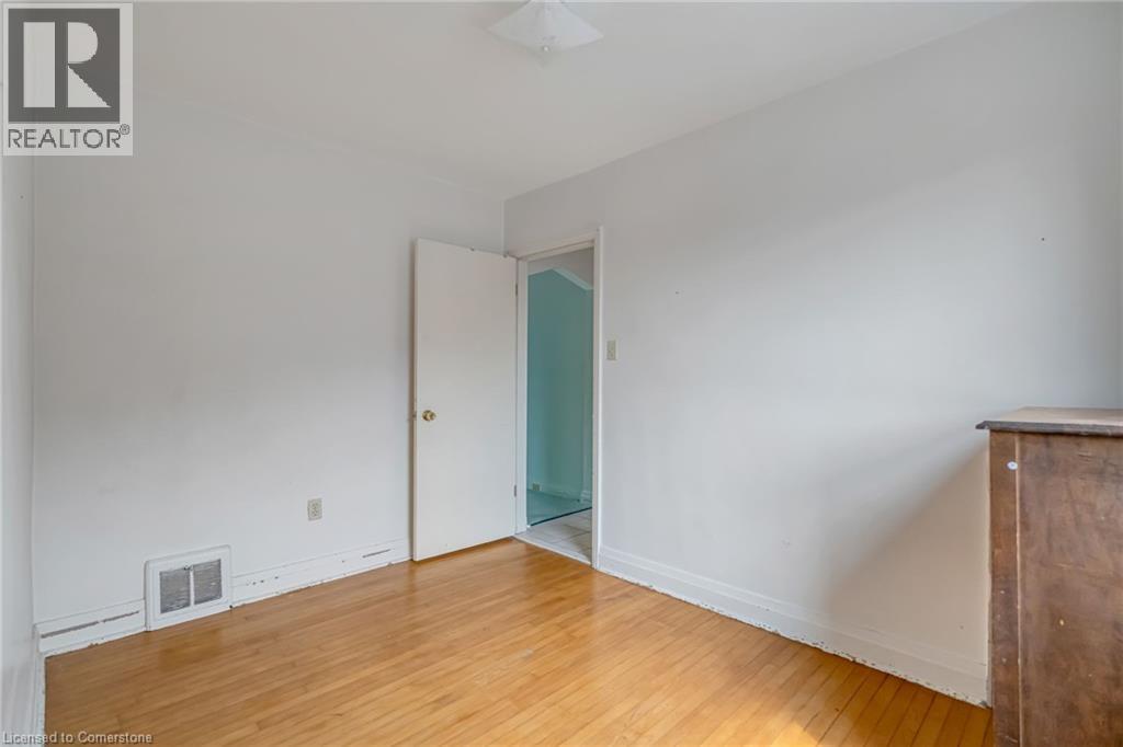 Photo 7 of 113 East 38th Street, Hamilton ON