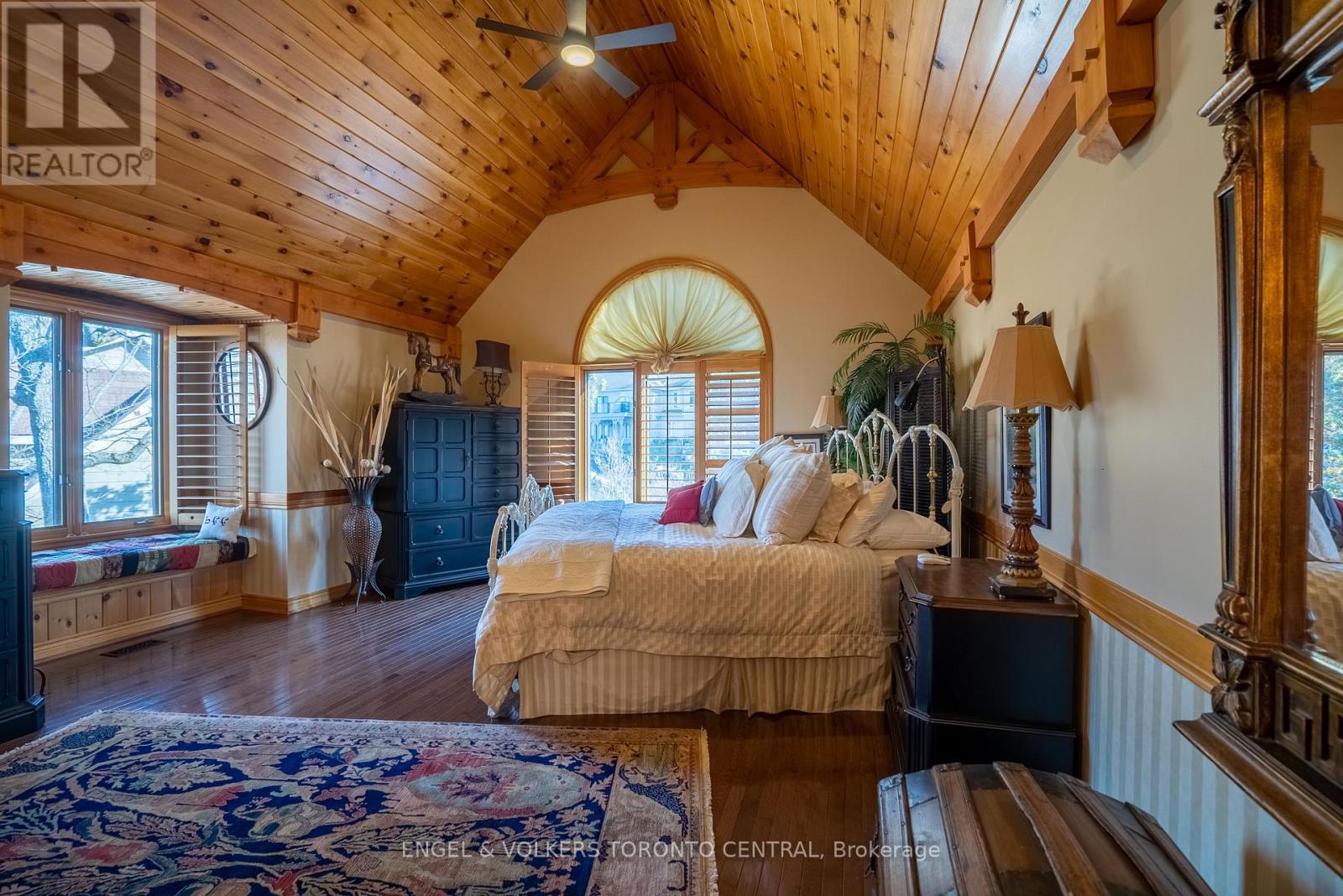 Photo 25 of 11 Valleycrest Drive, Oromedonte ON