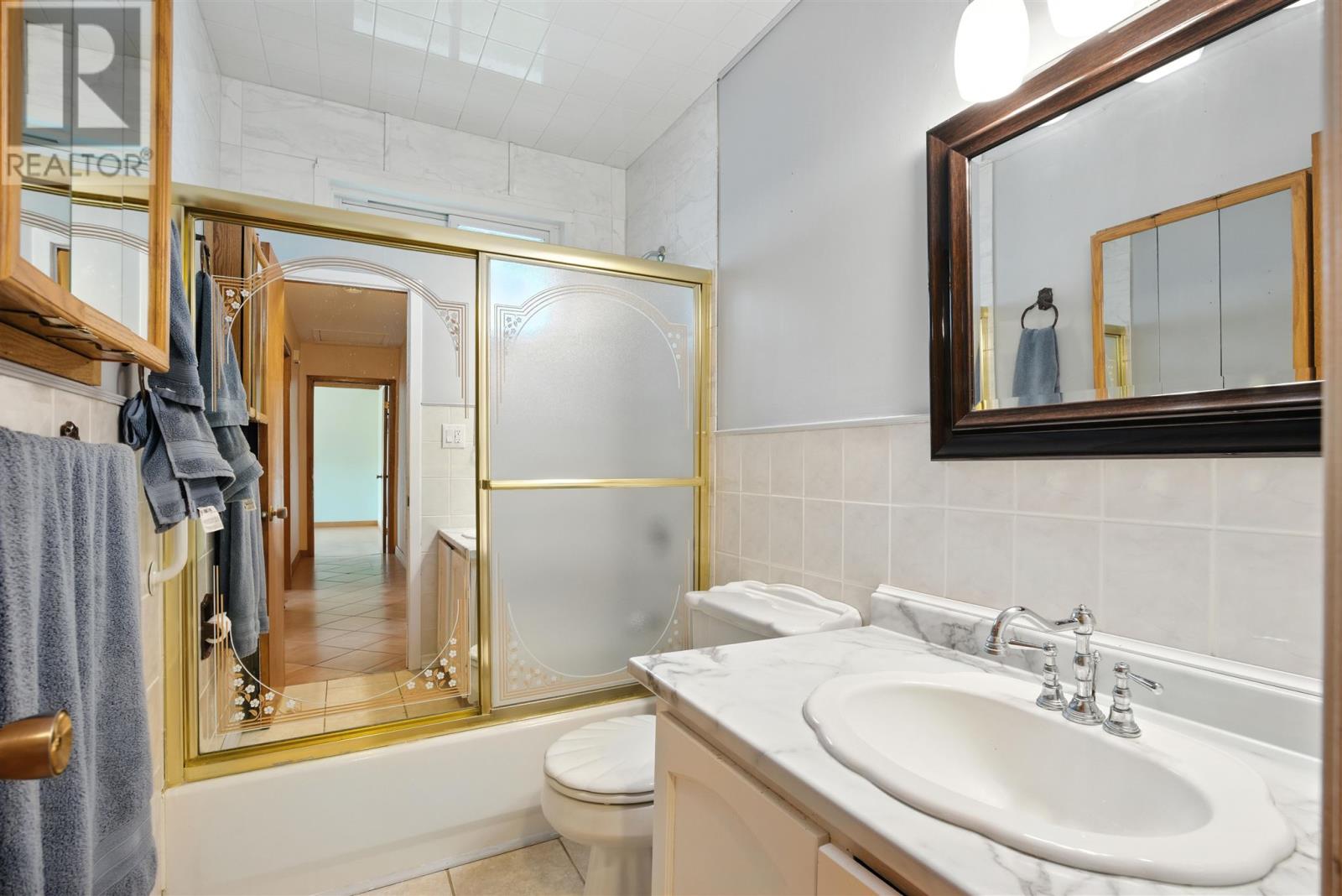 Photo 12 of 30 Chicora Cres, Sault Ste Marie ON