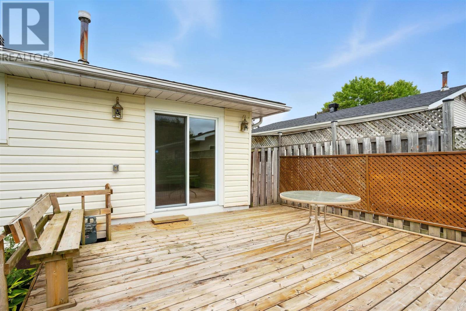 Photo 6 of 30 Chicora Cres, Sault Ste Marie ON