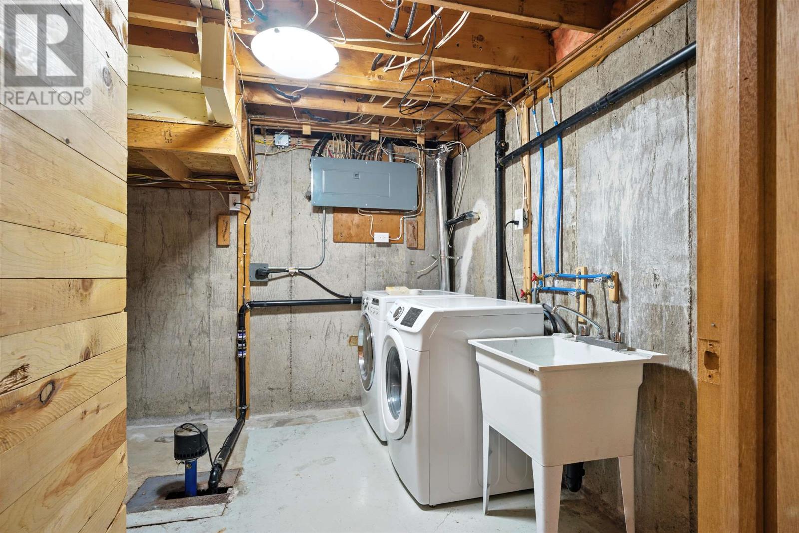 Photo 26 of 30 Chicora Cres, Sault Ste Marie ON