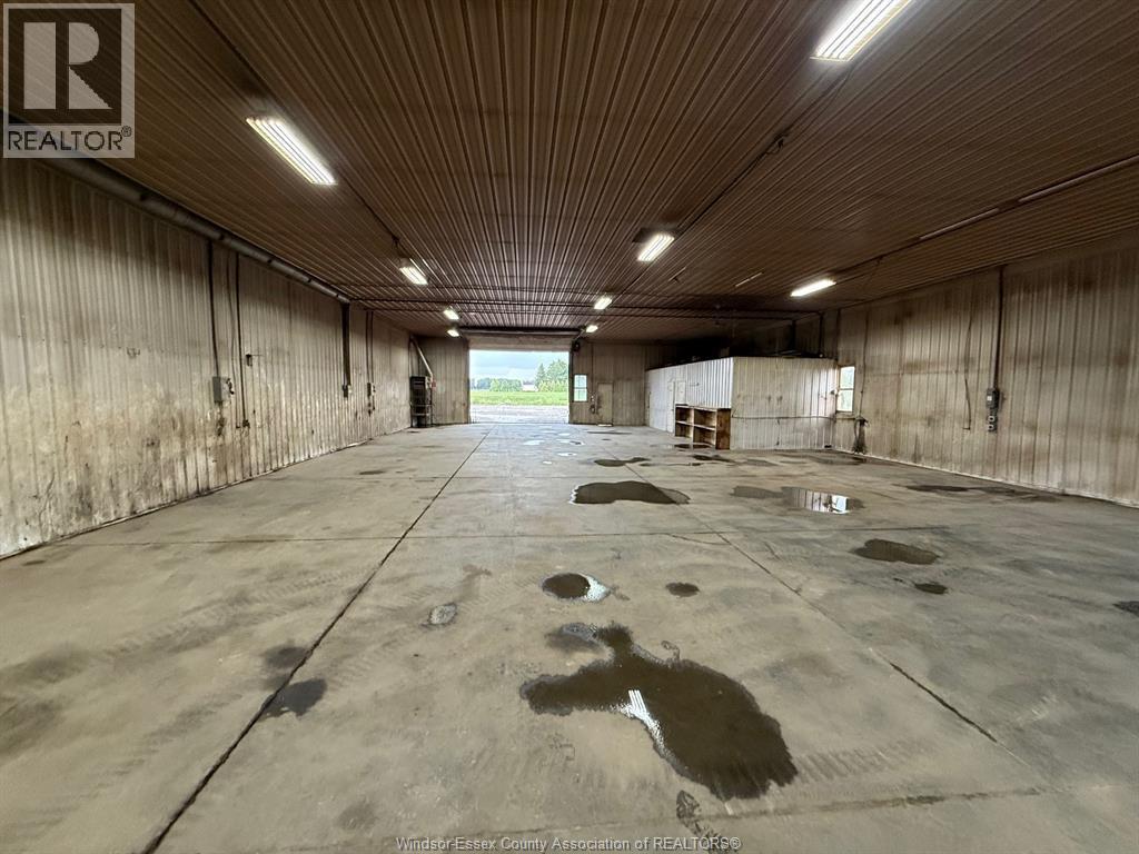 Photo 35 of 2916 County Rd 31, Lakeshore ON