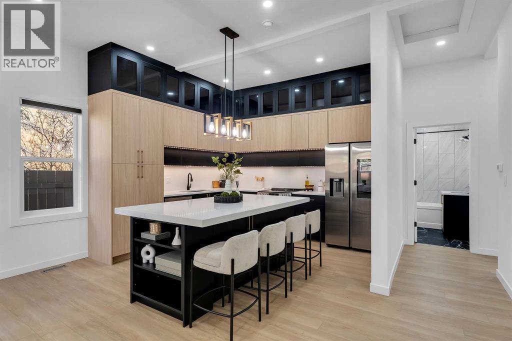 Photo 8 of 224 8 A Street Ne, Calgary AB