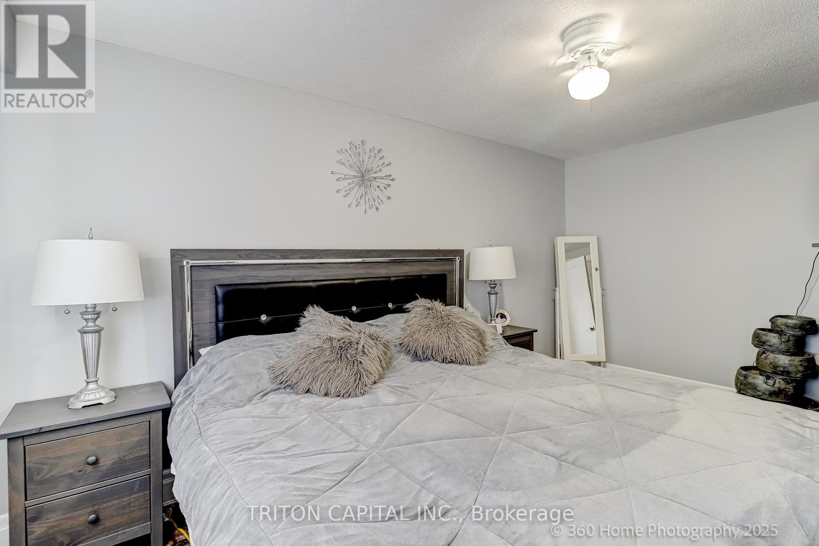 Photo 12 of 57 Darras Court, Brampton ON