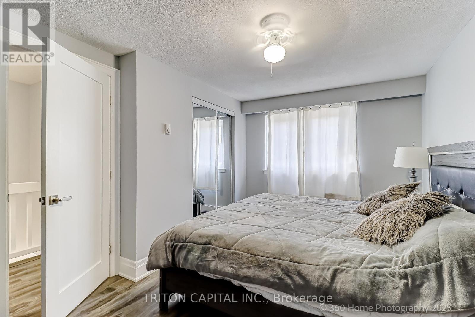 Photo 13 of 57 Darras Court, Brampton ON