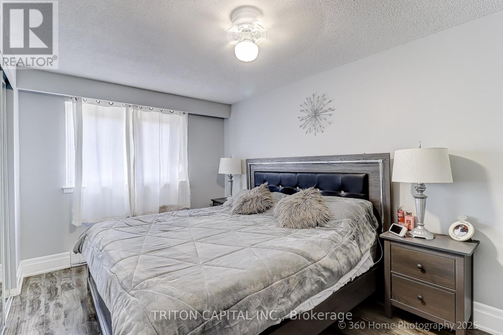 Photo 14 of 57 Darras Court, Brampton ON