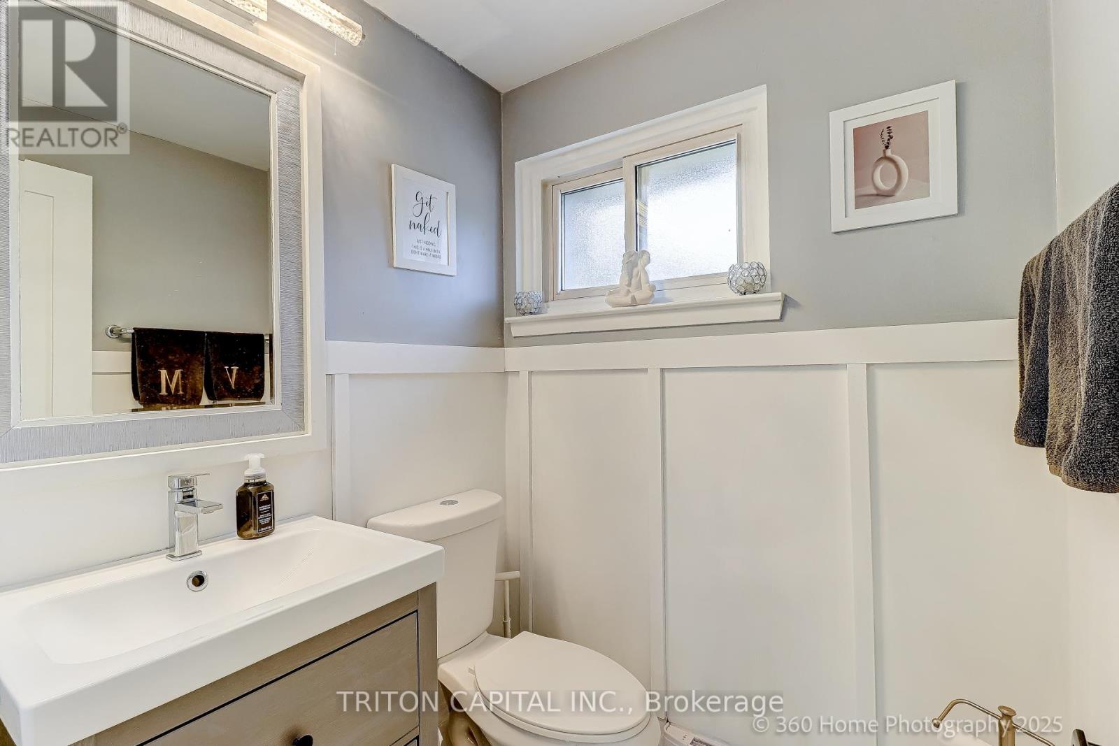 Photo 22 of 57 Darras Court, Brampton ON