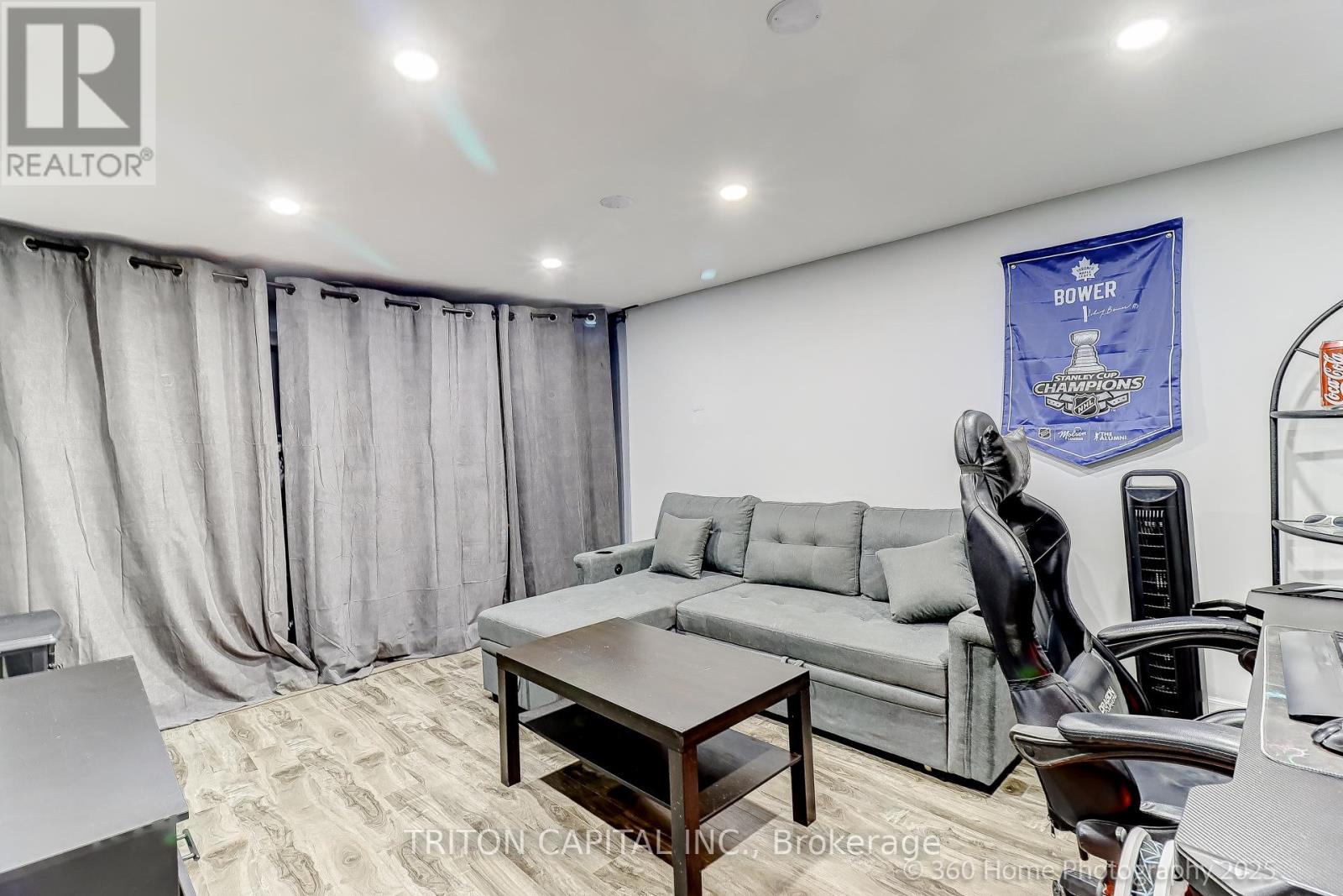 Photo 24 of 57 Darras Court, Brampton ON