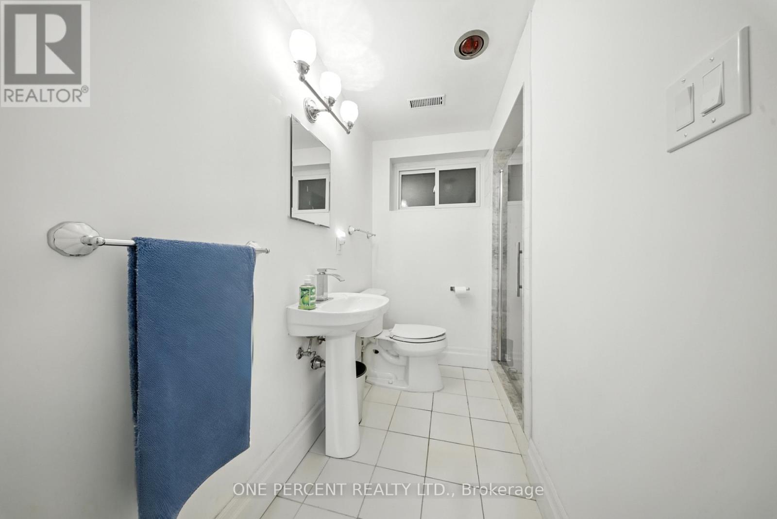 Photo 42 of 625 Sir Richards Road, Mississauga ON