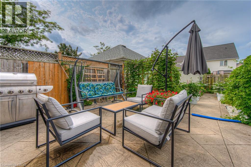 Photo 28 of 428 Wake Robin Crescent, Kitchener ON