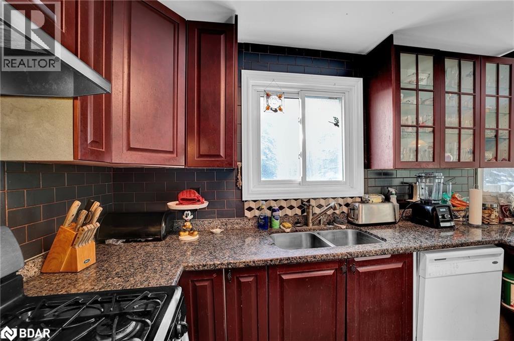 Photo 11 of 7925 10 County Road, Angus ON