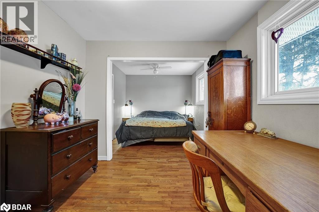 Photo 16 of 7925 10 County Road, Angus ON