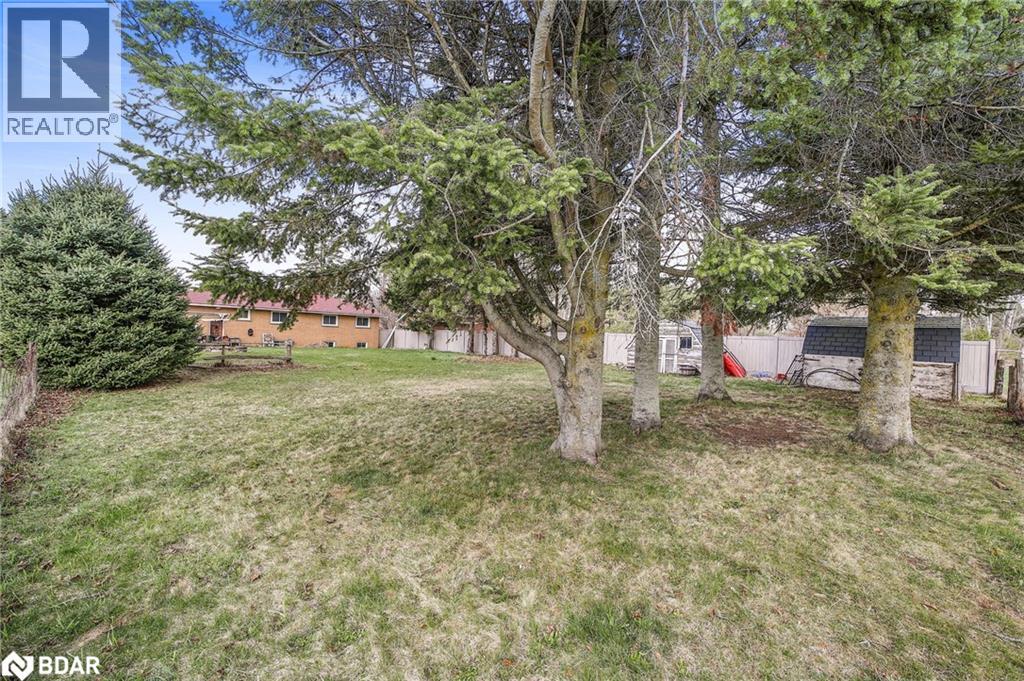 Photo 21 of 7925 10 County Road, Angus ON