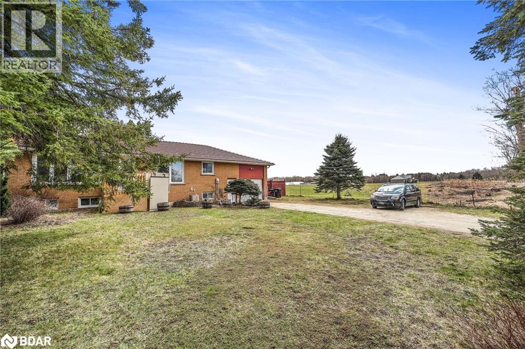 Photo 3 of 7925 10 County Road, Angus ON
