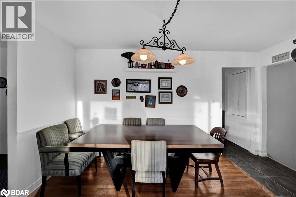 Photo 8 of 7925 10 County Road, Angus ON