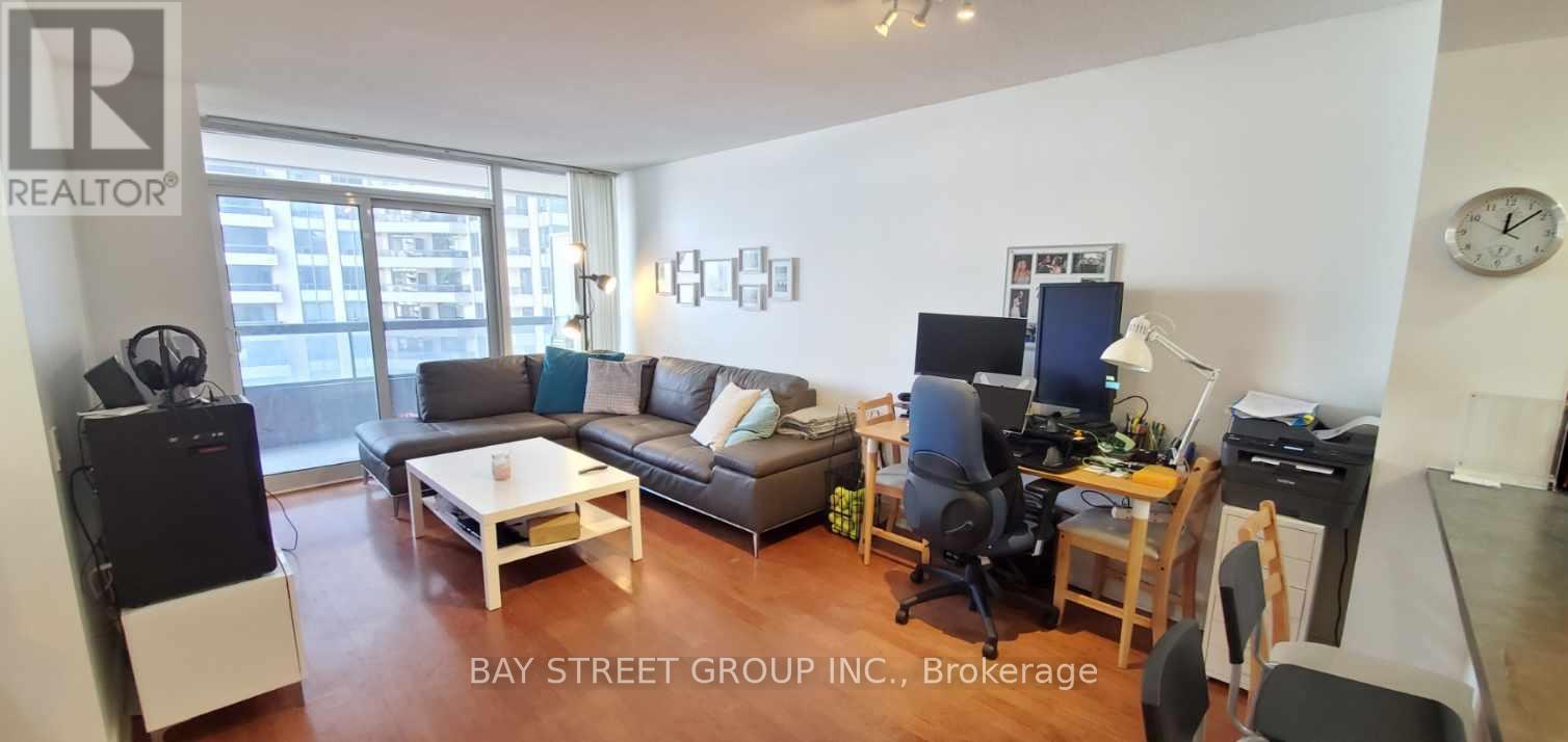 Photo 8 of 1107 5 Northtown Way, Toronto ON