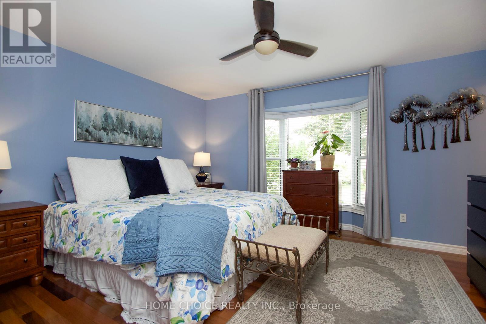 Photo 22 of 29 Cornerbrook Court, Clarington ON