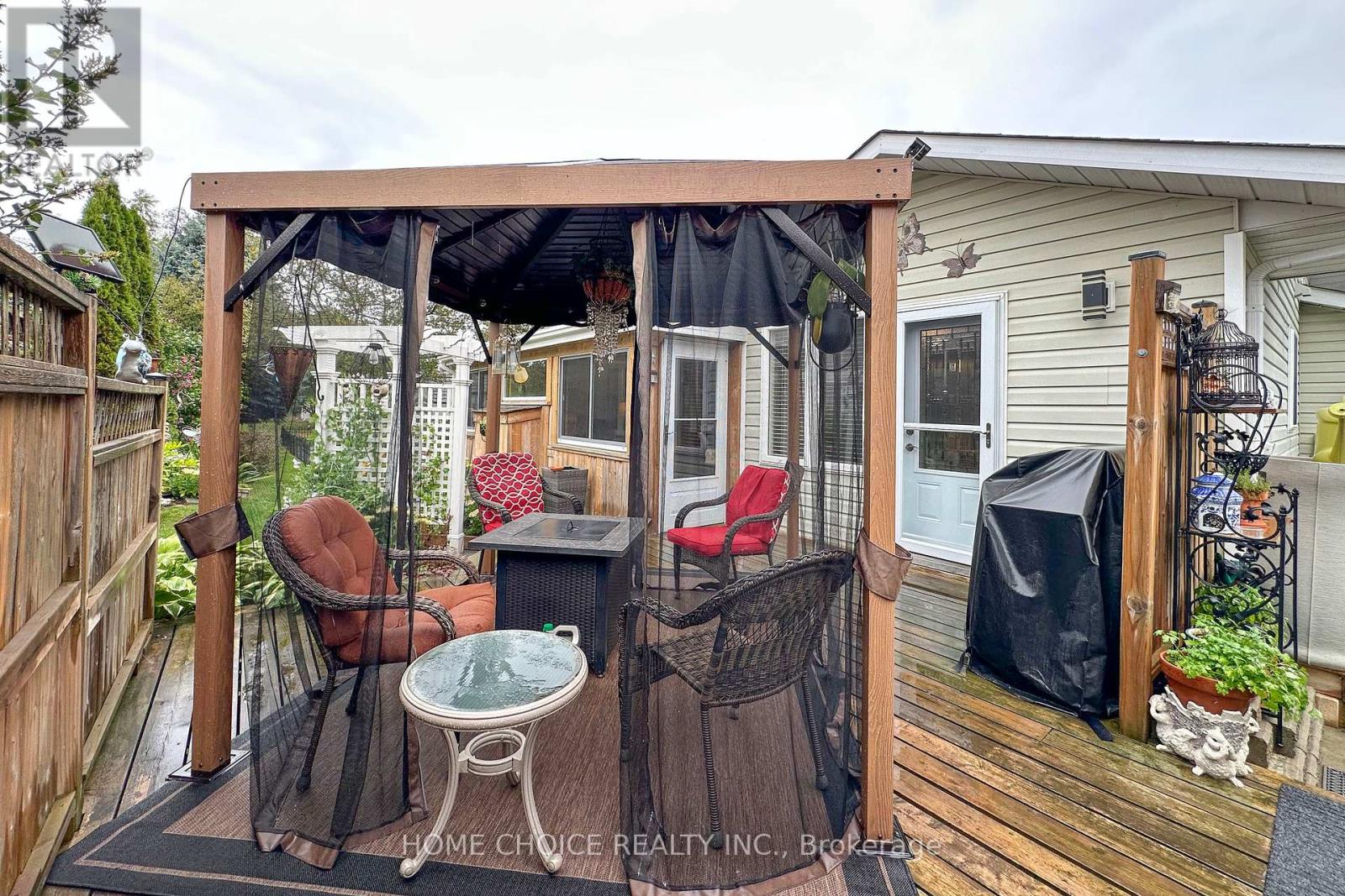 Photo 29 of 29 Cornerbrook Court, Clarington ON