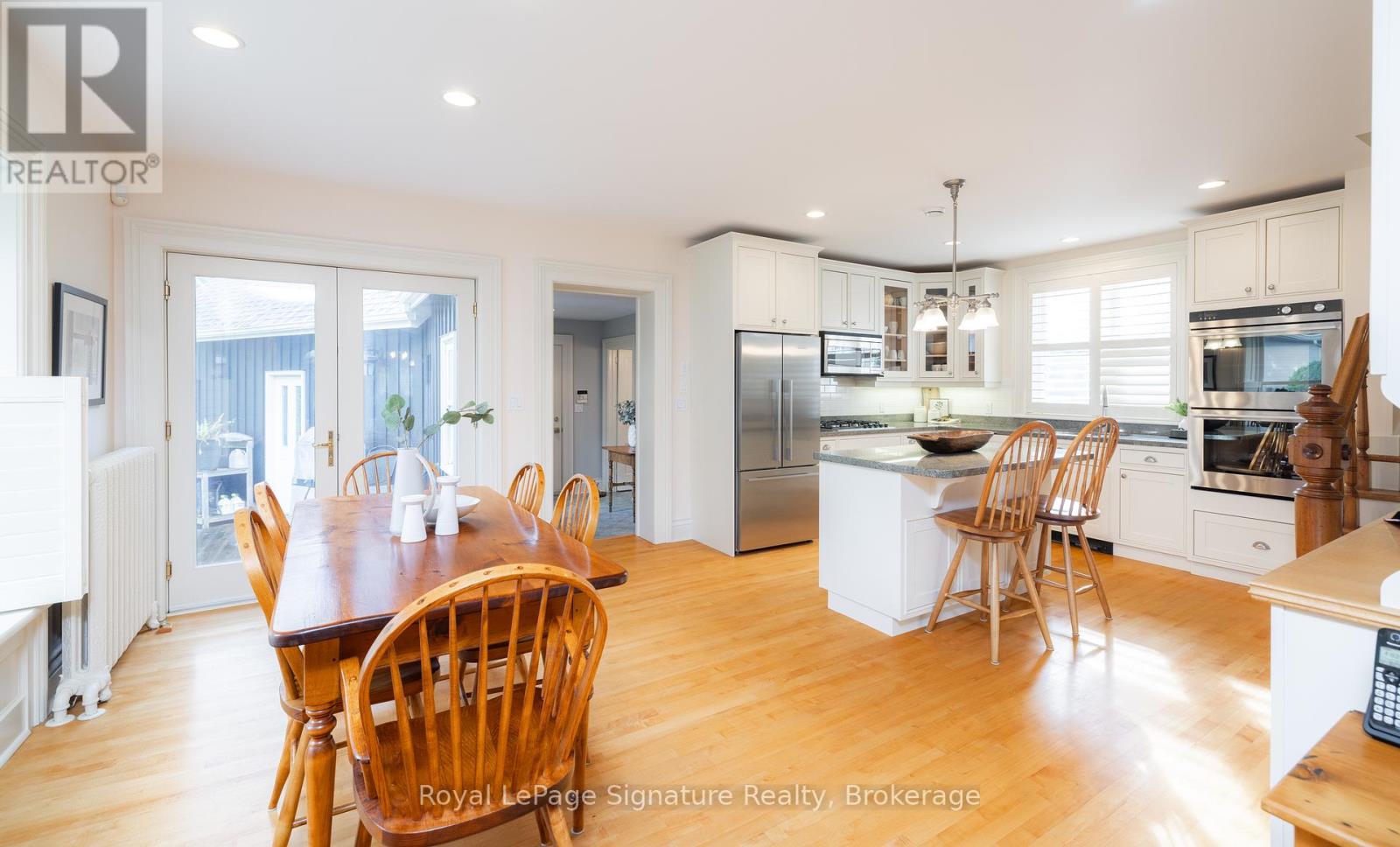 Photo 12 of 186 Third Street, Collingwood ON