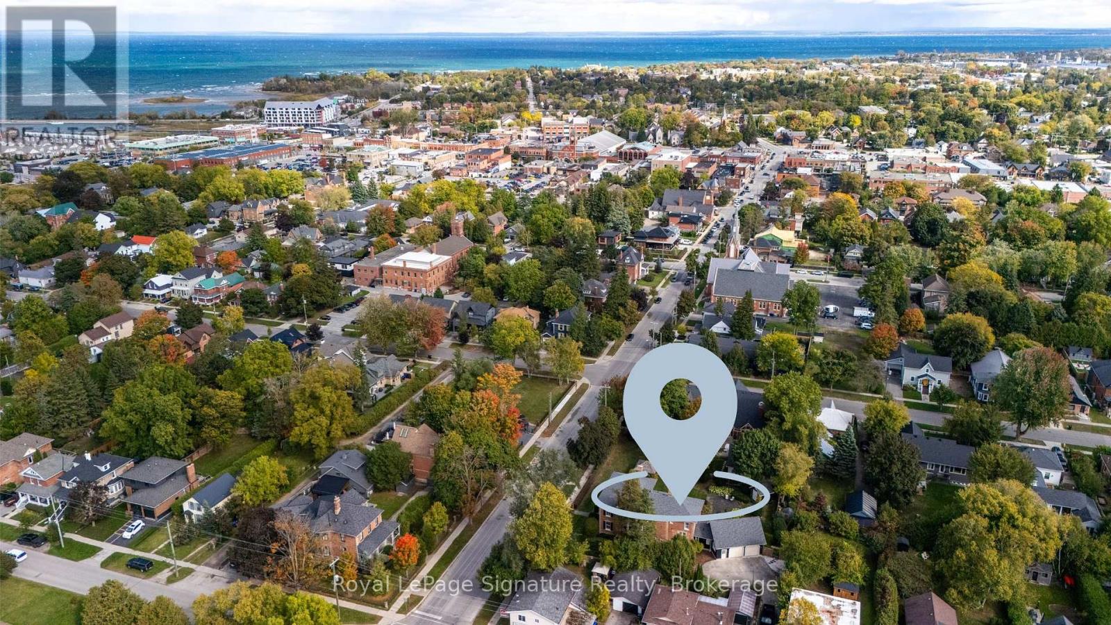 Photo 43 of 186 Third Street, Collingwood ON