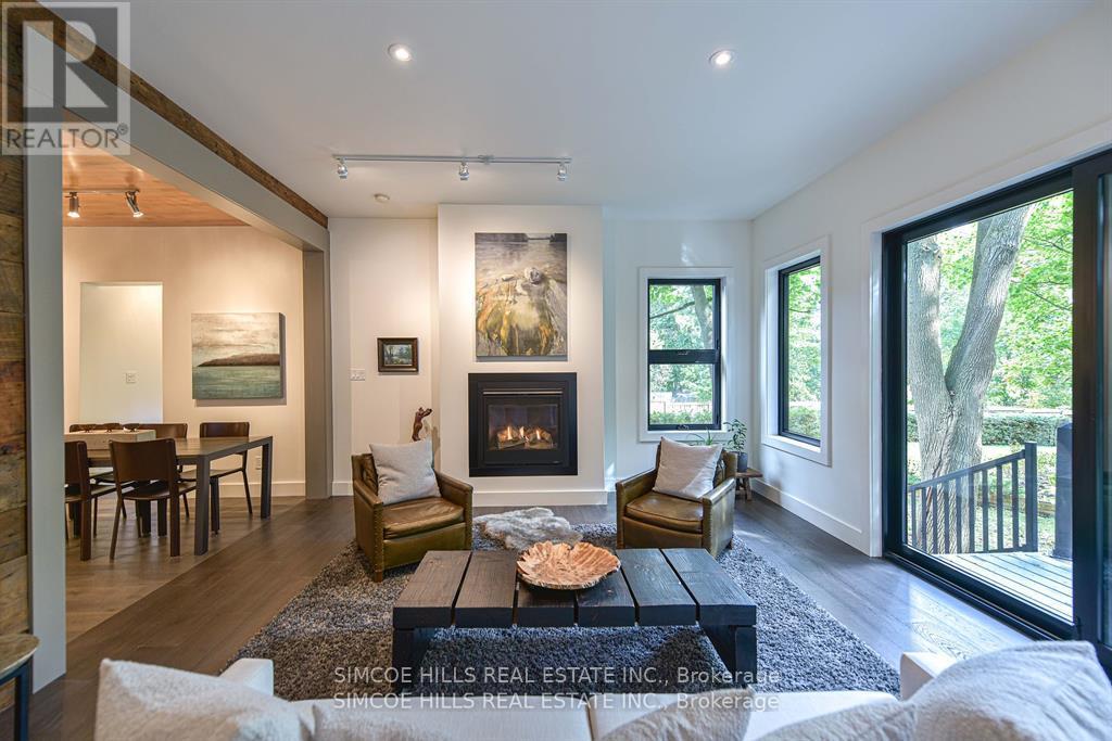 Photo 8 of 101 Jarvis Street, Orillia ON